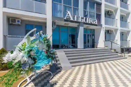 Allura - 8