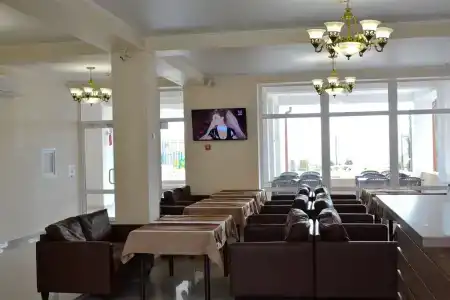 Хале - 23