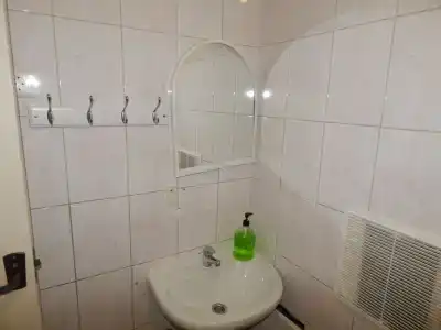 Best Friends Hostel - 10