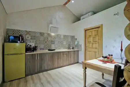 Домик с садом в городе - 8