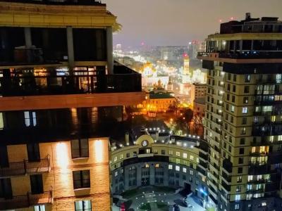Белоснежные апартаменты, парящие над Петербургом - 28