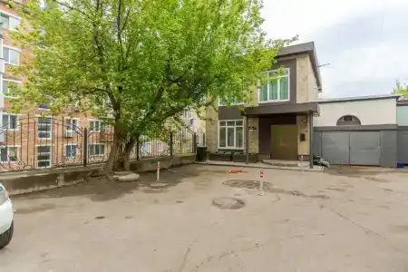 Гостевой коттедж в центре - 2