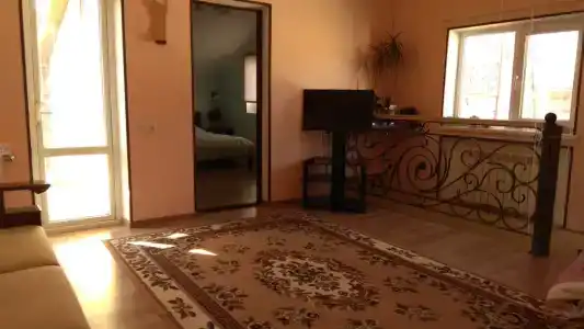 Двухэтажный коттедж с двориком - 40