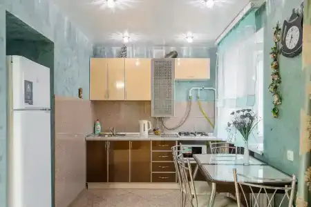 На-Сутки Пирогова 11 - 3