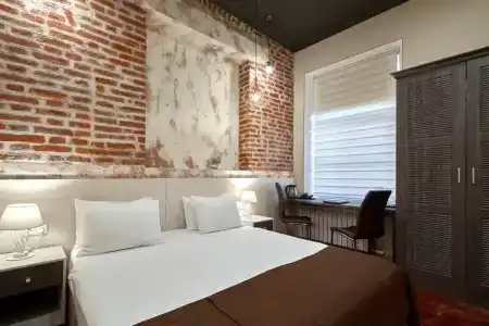 Дельта Невы - 111