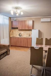 Гости - 20