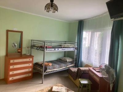 Три Кита - 104