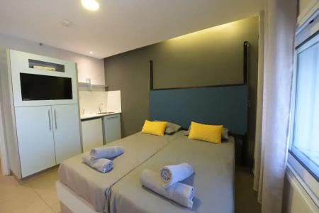 Amdar & Hostel - 16