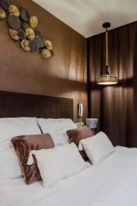 SIMPLE ROOMS - 29