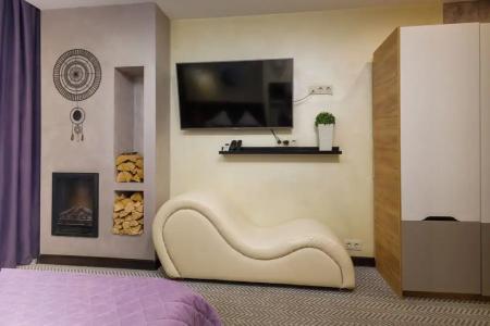 SIMPLE ROOMS - 71