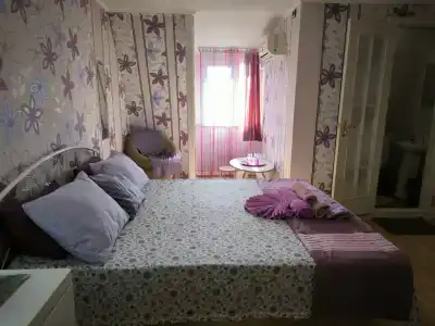Зерновская 13 - 52