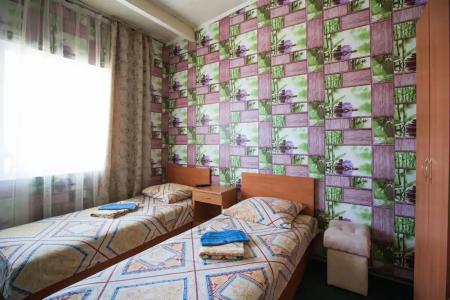 У Александра - 104