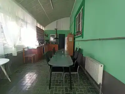 Green House - 2