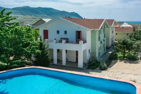 Ilgeri Meganom - 0