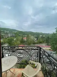 Каменный дом - 1