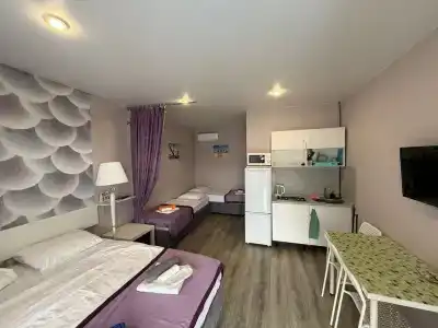 LooRoom Guest House studio - 23