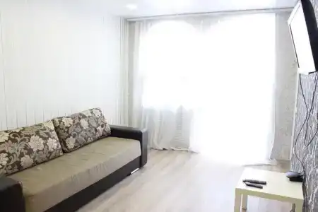 на Черняховского - 3