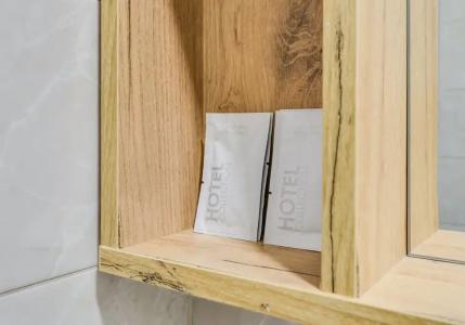 Замок на Никольской - 66