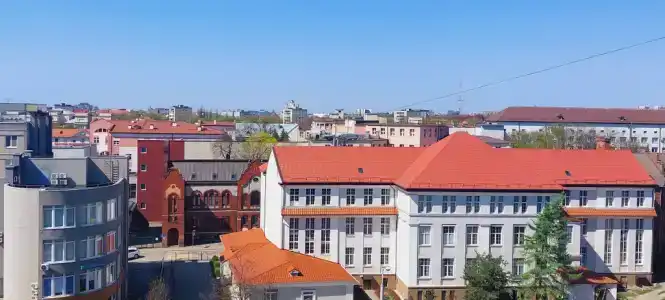 Квартиры на 9 Апреля 62 - 33