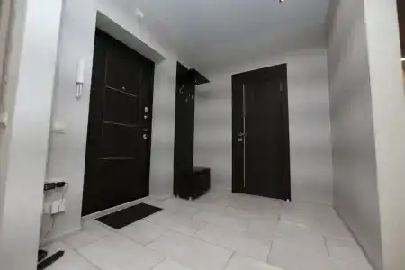 Космонавтов, 40 - 8