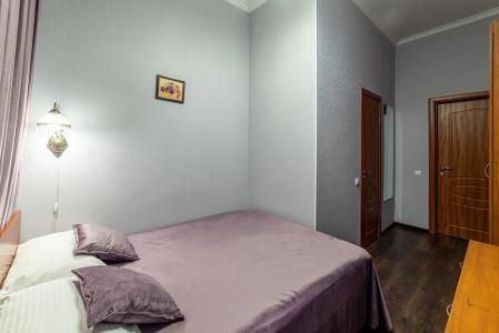 Демократ на Некрасова 58 - 170