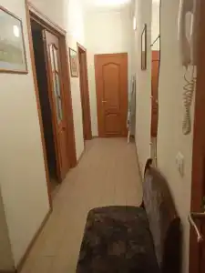 У метро Сходненская - 1