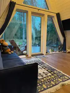 Дом A-frame с баней и купелью в сосновом лесу - 32
