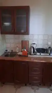 на Ялтинской 2 - 5