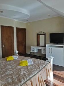 Кристалл - 79