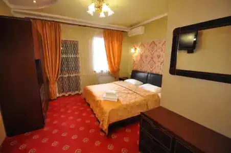 Дворик на Морской - 12