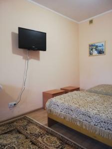 Мальва на Бирюзова - 21