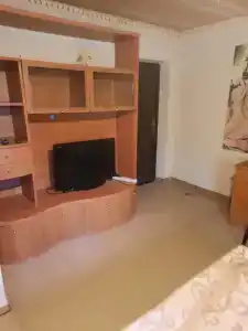 у Ларисы - 50