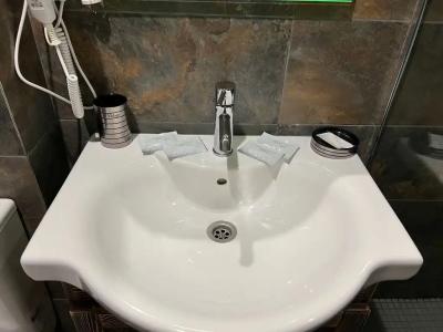 Business Residence - 4