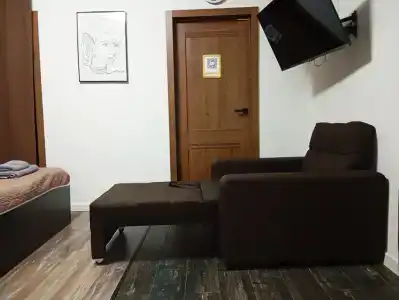 - 185