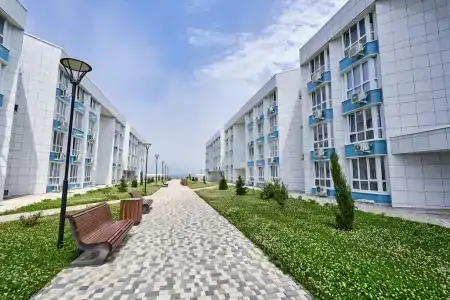 Адмиральская лагуна - 82