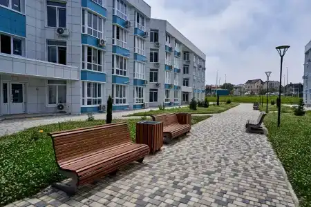 Адмиральская лагуна - 81