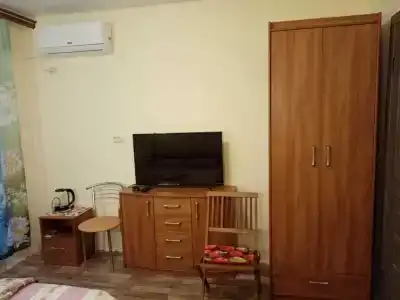 Деревянный коттедж в можжевеловой роще - 68