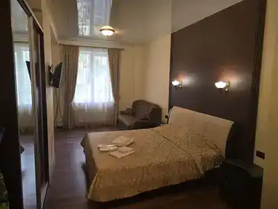 Надежда на Володарского - 4