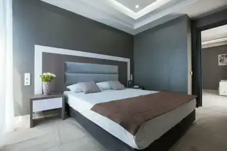 Парк Авеню - 76