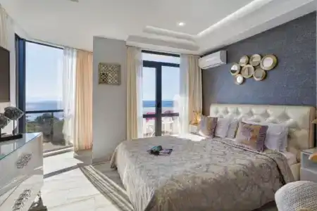 Парк Авеню - 106