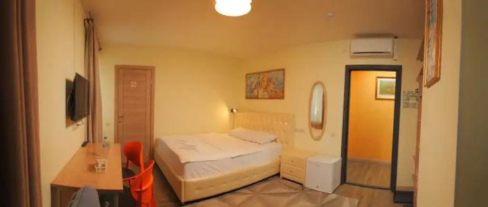 Elhostel - 53