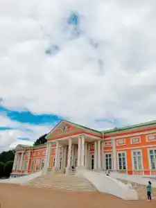 Квартиры на аллее Первой Маёвки 15 - 314