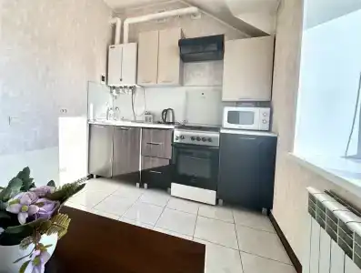 на Каракозова, 10 - 5
