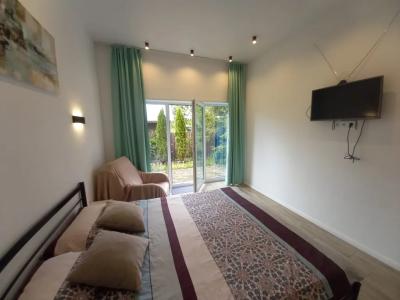 целиком на 6 человек - 15