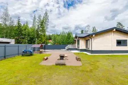 Solar House - 58