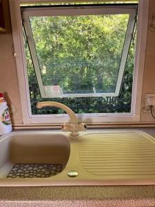 Уютный домик-трейлер - 11