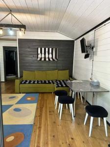 12 месяцев - 80