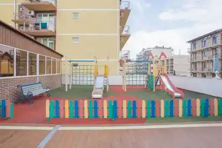 Витязево Фэмили - 4