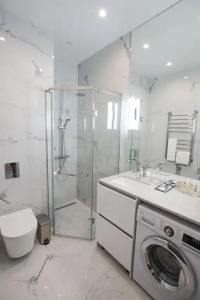 The White Residence - 10