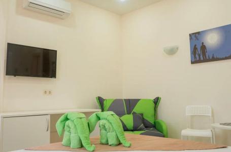 Зеленый слон - 79